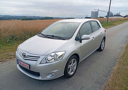 Toyota Auris 1.4 VVT-i Klima, FH, ZV, 8-fach-Alu,6-Gang