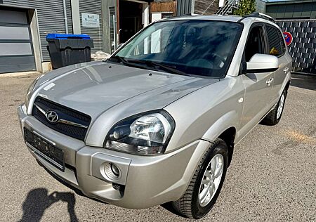 Hyundai Tucson 2.0 GLS (2WD) 2.Hand 150.000 KM TÜV+SERVICE NEU