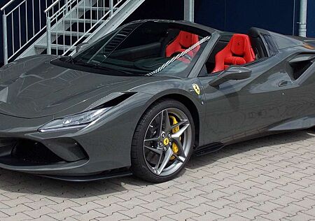 Ferrari F8 Spider Carbon / Lift / Racing Seats