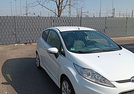 Ford Fiesta 1.4 Titanium