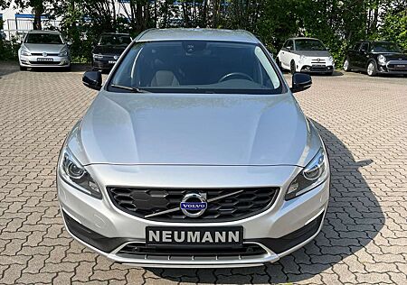 Volvo V60 CC V60 Cross Country Momentum