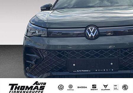 VW Tiguan Volkswagen 2.0 TDI 4Motion R-Line DSG Pano AHK