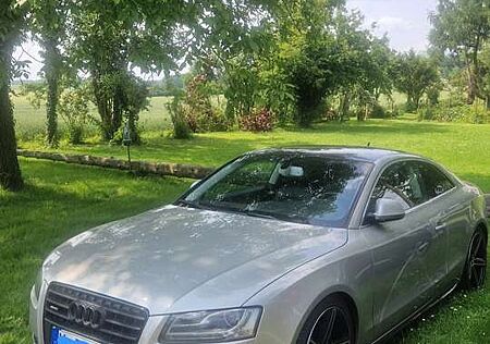 Audi A5 3.2 FSI quattro