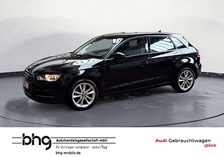 Audi A3 1.2 TFSI Attraction *EINPARKHILFE-H
