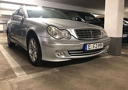 Mercedes-Benz C 180 C-KlasseT-Modell Kompressor Elegance Sport Edition