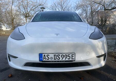 Tesla Model Y Long Range Dual Motor AWD