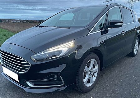 Ford S-Max Diesel 2.0 EcoBlue Titanium 7-Sitzer