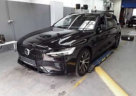 Volvo V60 T6 Plug-in Hybrid AWD Plus Dark +AHK+360°