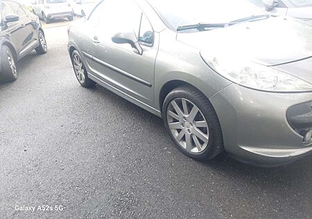Peugeot 207 CC 120 VTi Platinum
