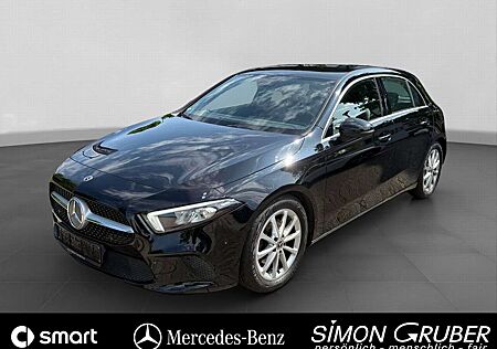 Mercedes-Benz A 200 Progressive Automatik Navi MBUX LED Kamera