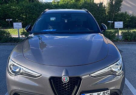 Alfa Romeo Stelvio B-Tech Q4