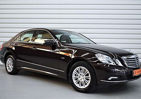 Mercedes-Benz E 200 E200 Elegance+SHZ+PDC+Bi-Xenon+Nur 14.500KM