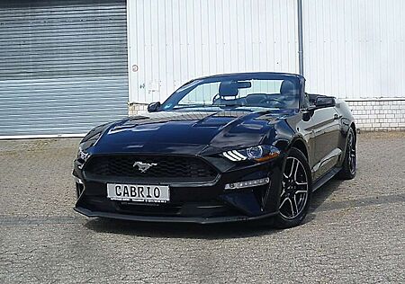 Ford Mustang Cabrio Convertible EcoBust Schwarz 1.Hand 38.000km