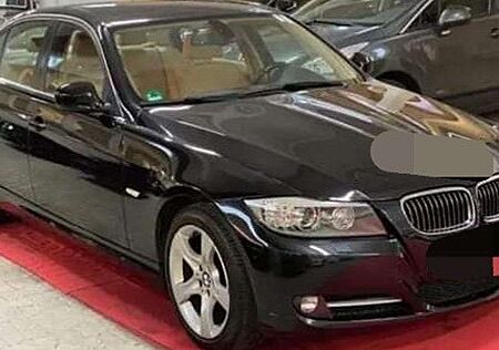 BMW 320i 320