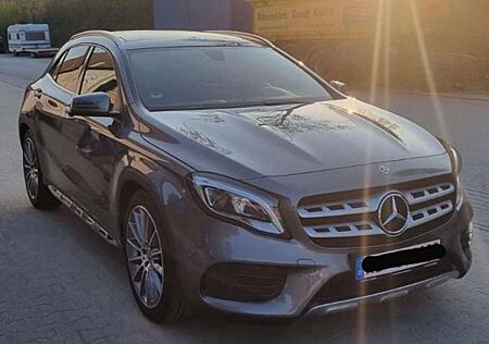 Mercedes-Benz GLA 250 4Matic 7G-DCT AMG Line