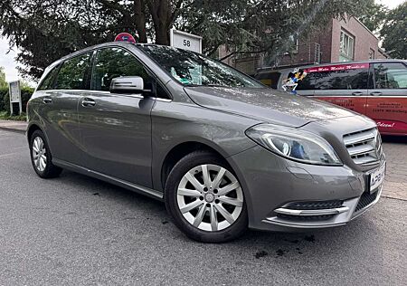Mercedes-Benz B 200 MB 200 BI-XENON SITZHZG. NAVI PARK-ASSIST ALU
