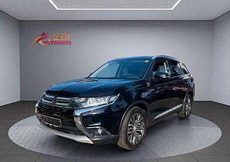 Mitsubishi Outlander Top 4WD Leder*Navi*7Sitz.*LED*