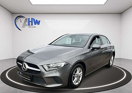 Mercedes-Benz A 180 dStyle