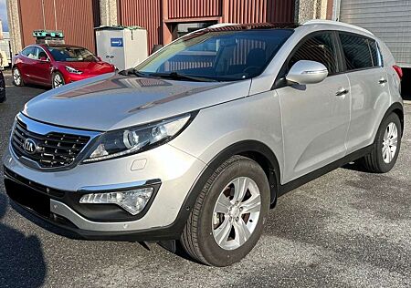 Kia Sportage 2.0 CRDi 4WD Automatik Vision