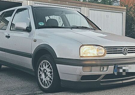 VW Golf Volkswagen 1.6 GT Special