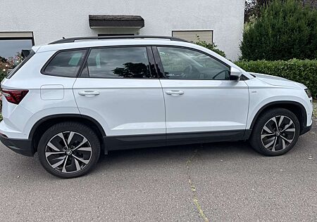 Skoda Karoq Tour/Pan.-Dach,AHK/ Garantie/