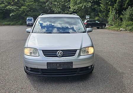 VW Touran Volkswagen 2.0 TDI Trendline neue tuv