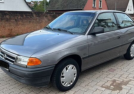 Opel Astra GL