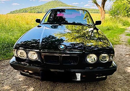 BMW 520i 520 24V