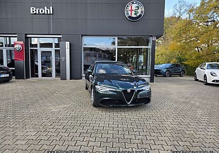 Alfa Romeo Giulia Super 190PS