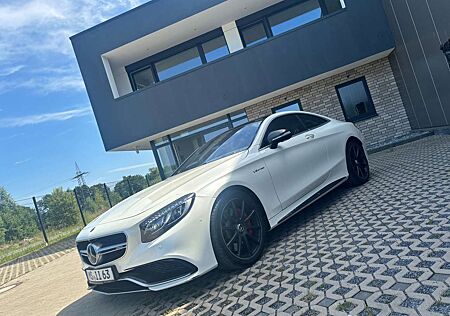 Mercedes-Benz S 63 AMG AMG S 63 Coupe /CARBON/SWAROVSKI/DRIVERS PACKAGE