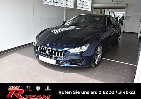 Maserati Ghibli SQ4/Leder/Navi/Glasdach/Bi-Xenon/DAB