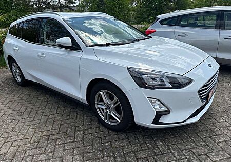 Ford Focus Turnier 1.5 Ecoblue Cool & Connect AHK