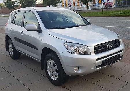 Toyota RAV 4 Sol**Nur 136000 KM**