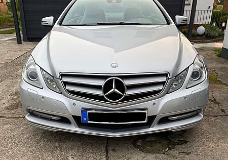 Mercedes-Benz E 350 CGI Coupe BlueEFFICIENCY 7G-TRONIC Avantgarde