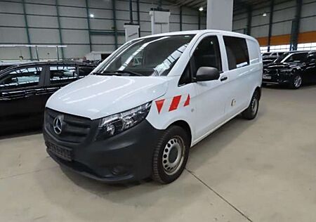 Mercedes-Benz Vito Kasten 114 4x4 ALLRAD+BÜRO+Stromversorgung!