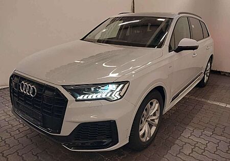 Audi Q7 55TFSie S LINE ACC/HuD/PANO/MASSAGE/AHK/360°