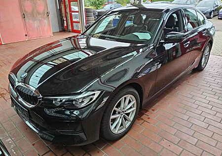 BMW 318 3 Lim. d Advantage/Virtual/Tempomat/LED/Navi