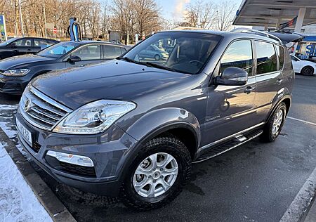 SsangYong Rexton Diesel W 2.2 e-XDi 220 4WD Automatik Executive