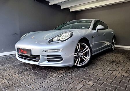 Porsche Panamera 4 3,6, e.GLASDACH, LED, NAVI, 20"