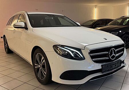 Mercedes-Benz E 220 E220d T,Navi,Led,AHK,Ambiente,Tüv-Neu,2-Hand,8x-