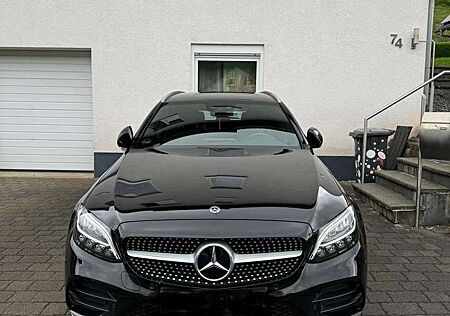 Mercedes-Benz C 300 T 9G-TRONIC AMG Line