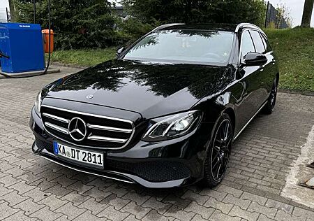Mercedes-Benz E 220 d T 9G-TRONIC