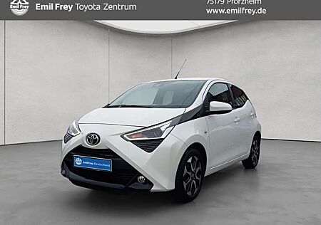 Toyota Aygo (X) x-play Team Deutschland