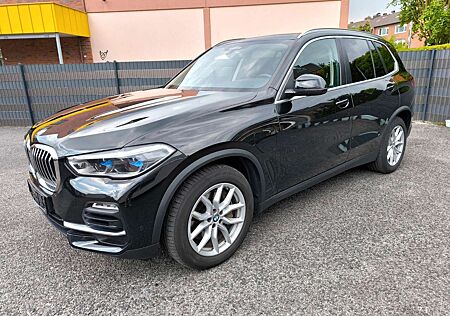 BMW X5 xDrive 45 e Panorama-LaserLight-Ambiente-AHK