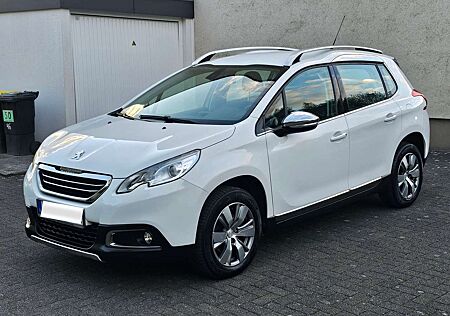 Peugeot 2008 +110ps+Top Zustand & Extras