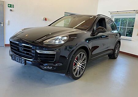 Porsche Cayenne Turbo