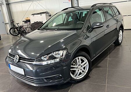 VW Golf Volkswagen VII 1.6 TDi Variant **Navi*SHZ*PDC*Temp**