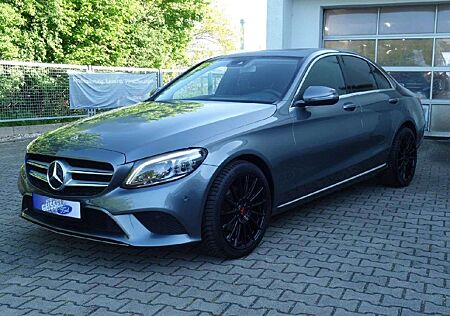 Mercedes-Benz C 180 C -Klasse Lim. CGI Autom NAVI Glasdach KLI