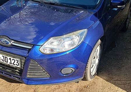 Ford Focus Turnier 2.0 TDCi DPF Aut. Trend