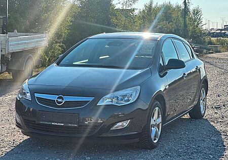 Opel Astra J Lim. 5-trg. 150 Jahre